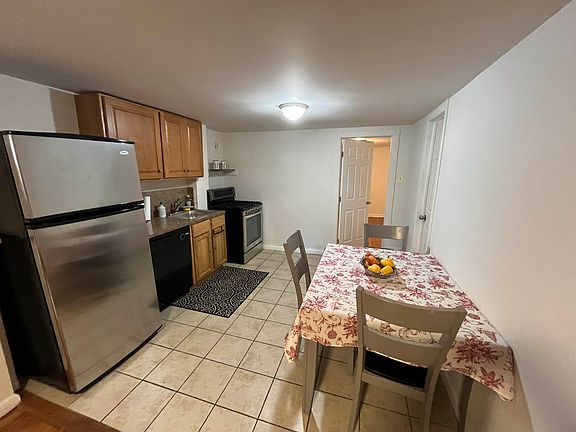 3rd image of 1416 Astoria Park S Floor 1