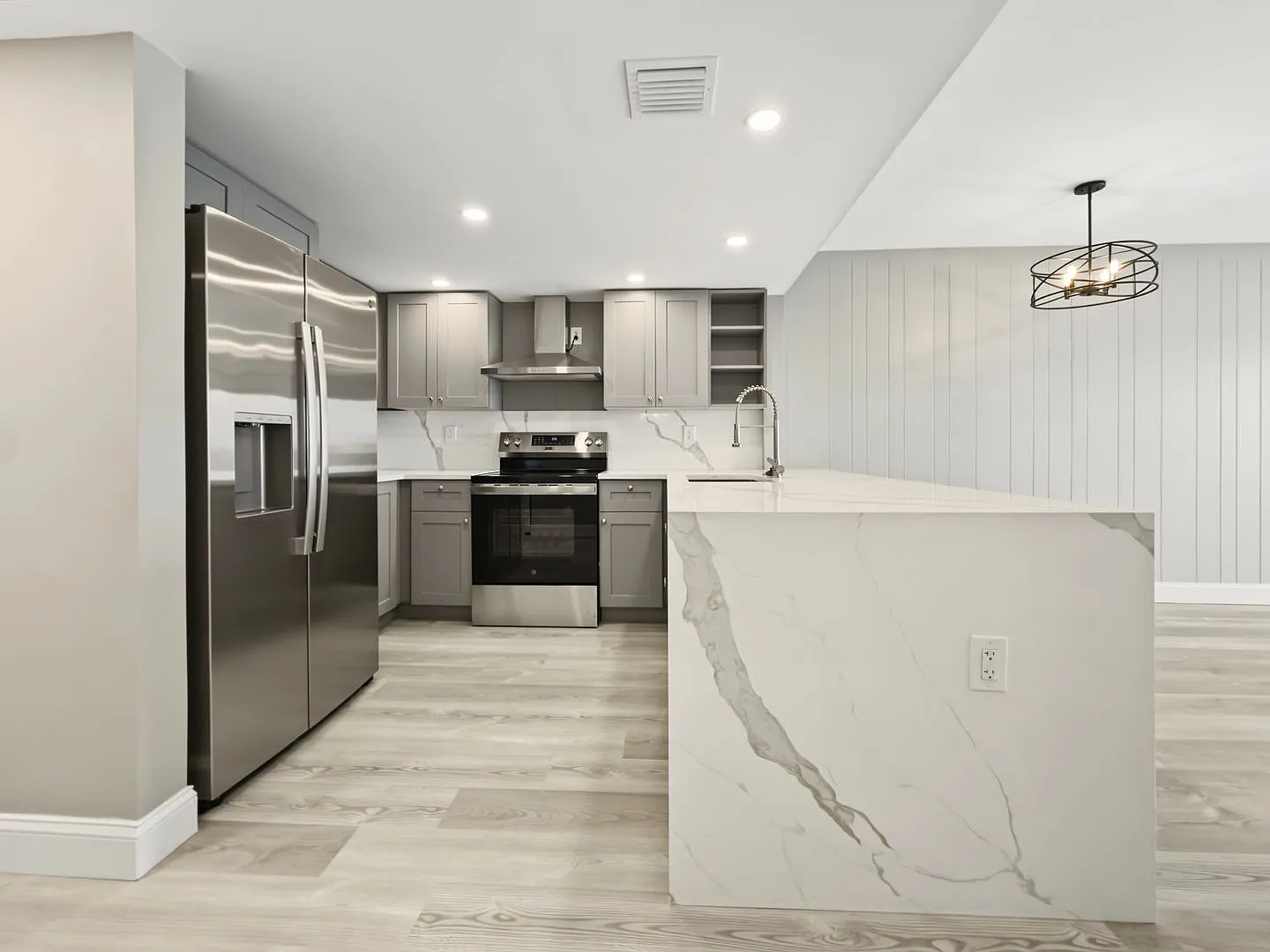 Brand-New Renovation on a Private Gated Island | Minutes from Las Olas — Photo 1