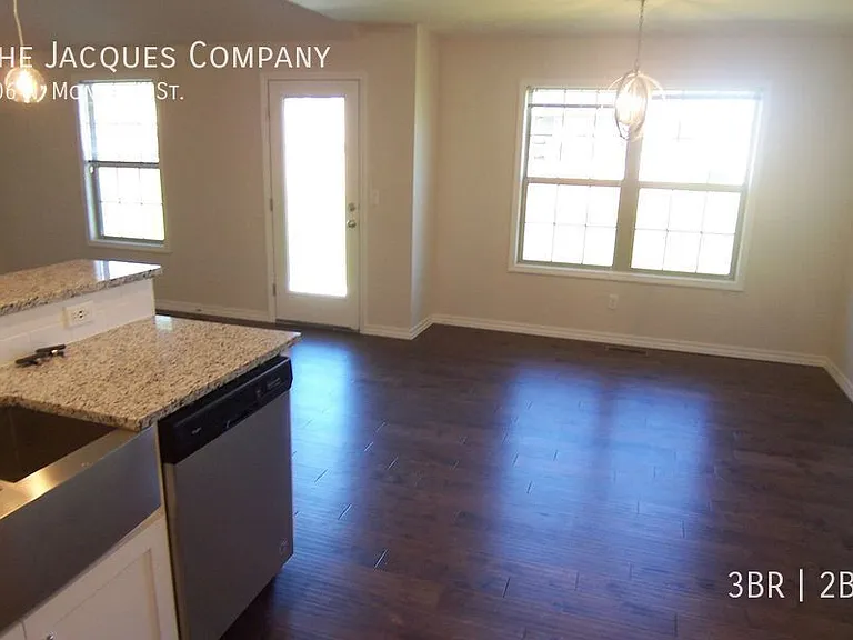 706 N Montego St — Photo 17