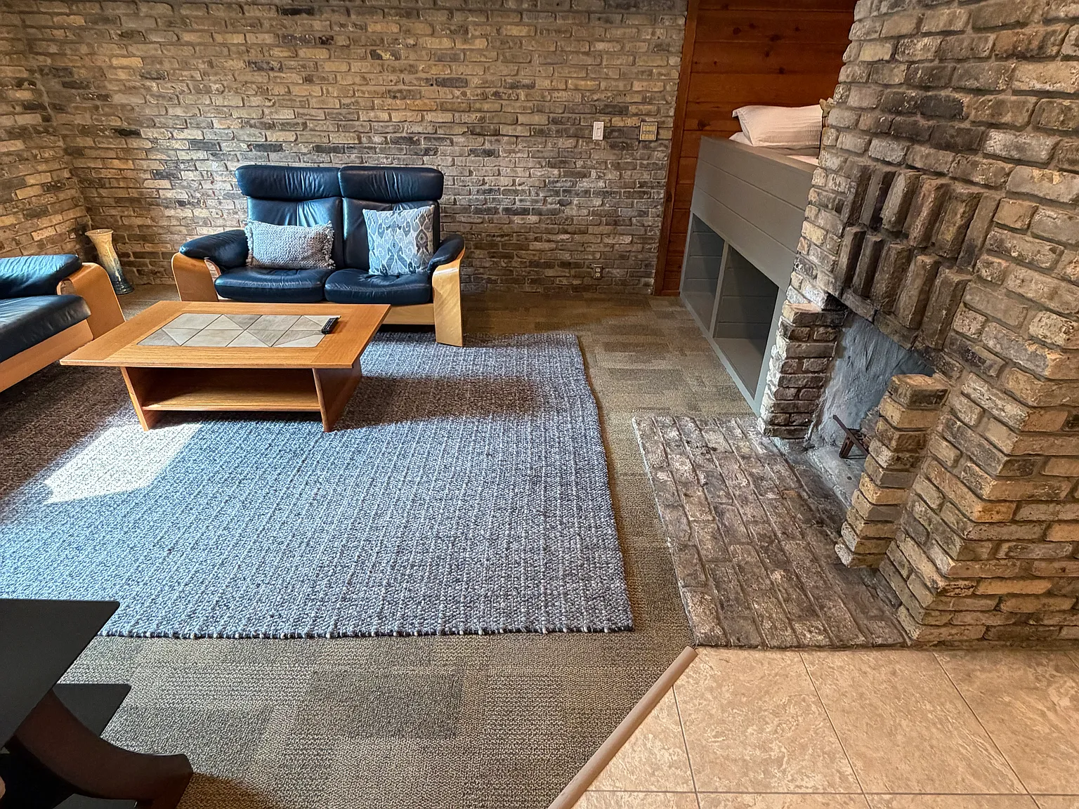 1 bed, 1050 sqft, $1,950 — Photo 2