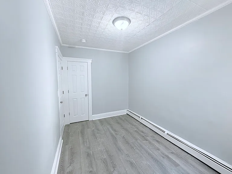 78-80 Franklin St #2 — Photo 11