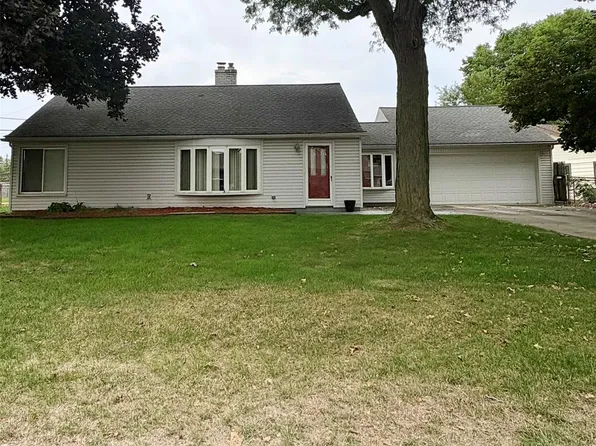 34652 Parkgrove Dr, Westland, MI 48185