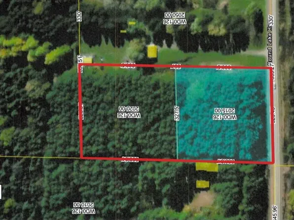 8000 Round Lake Dr, Manitou Beach, MI 49253