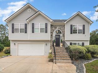 65 Cliff View Dr, Covington, GA 30016