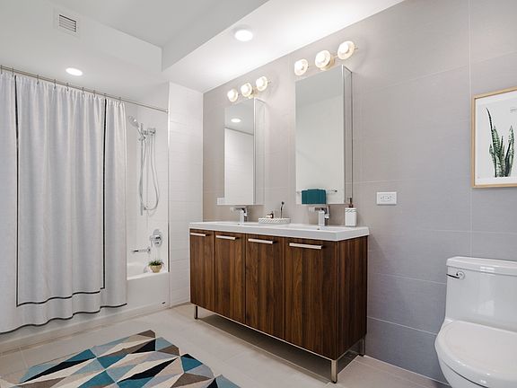 4th image of 15 Bridge Park Dr APT 7H
