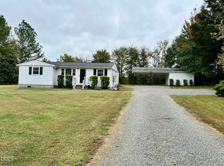 9590 Amis Chapel Rd, Oxford, NC 27565