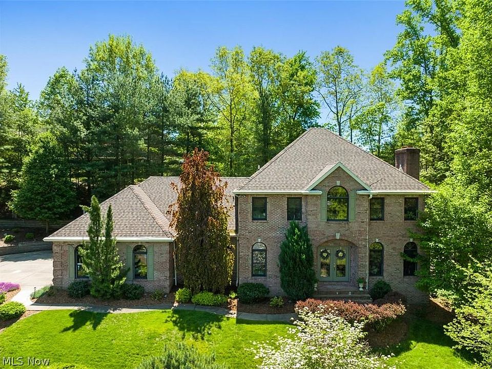 1st image of 5211 Glenbrook Dr