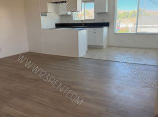 38478 4th St E APT 4, Palmdale, CA 93550