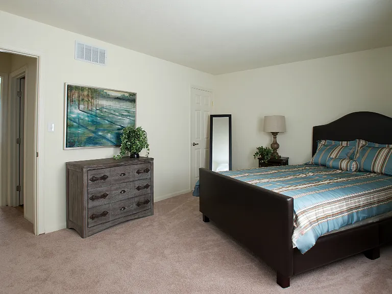 Brandywine Court — Photo 16