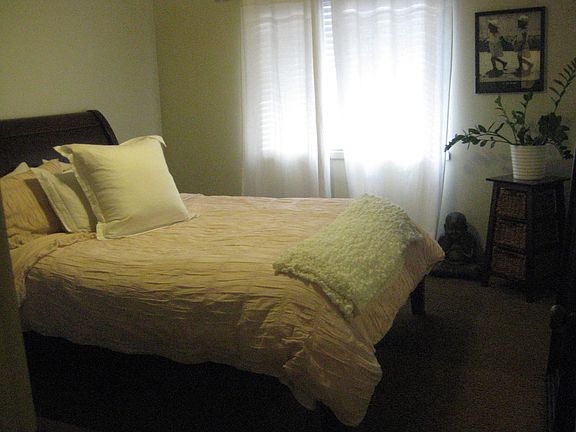 4th image of 848 E Bristol Pines Pl #21