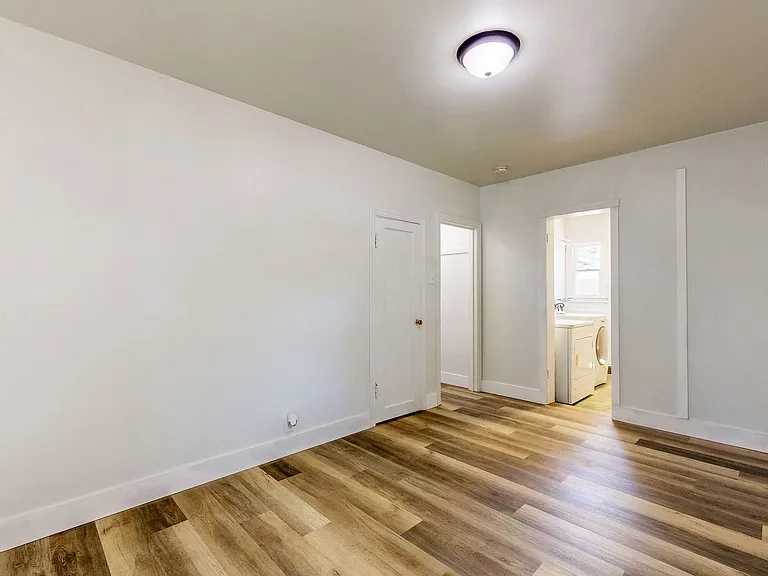 560 McConnell Ave — Photo 29