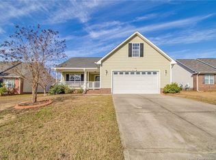 5711 Crepe Myrtle Dr, Hope Mills, NC 28348