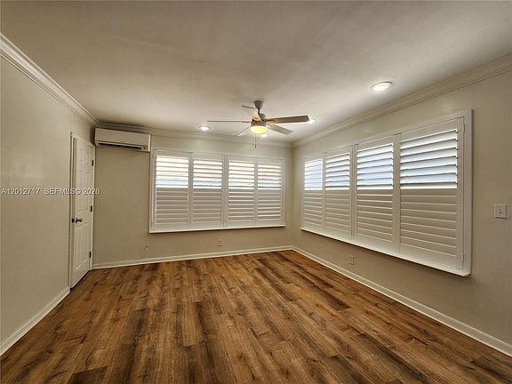 4th image of 320 New York St #1W