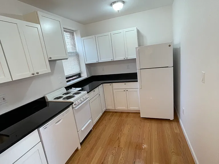 79 Westland Ave #12 — Photo 10