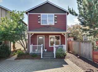 1106 Wilson St, Hood River, OR