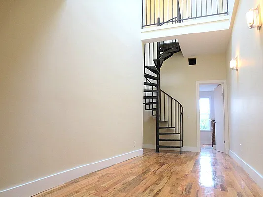 Rented by Nooklyn NYC LLC | media 50