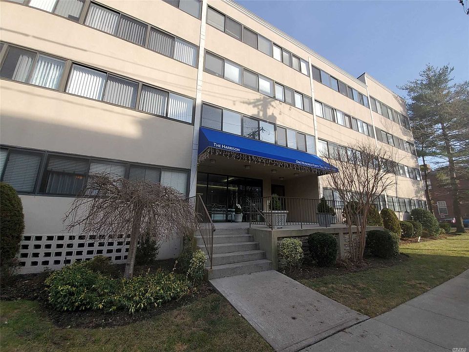 1st image of 142 Main St APT 4B