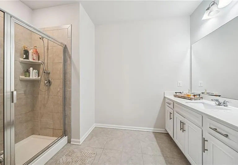 7455 Easton Valley Ln — Photo 30