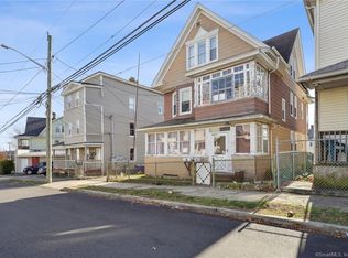 69 Orland St, Bridgeport, CT 06605