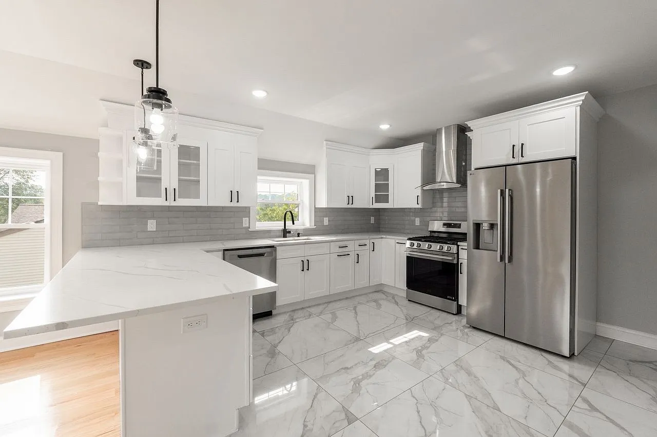 3 bed, 1657 sqft, $3,800 — Photo 1