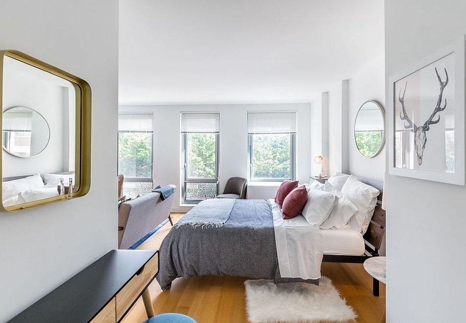 1st image of 535 Carlton Ave APT 1512