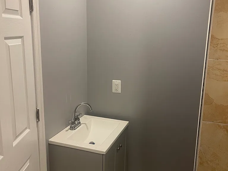 5618 Appletree St #2 — Photo 10