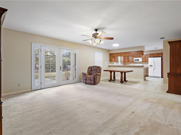 1313 W Hall Ave, Slidell, LA 70460