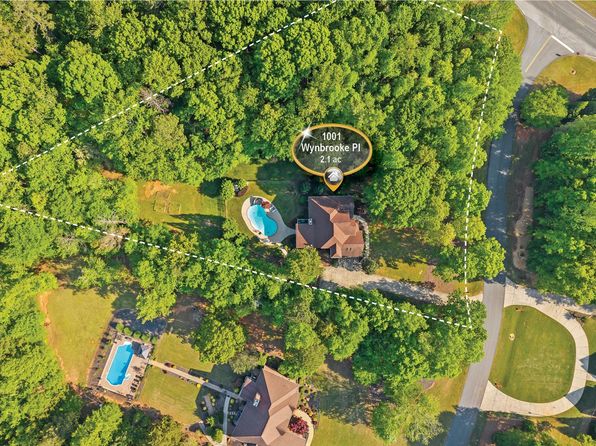 1001 Wynbrooke Pl, Madison, GA 30650