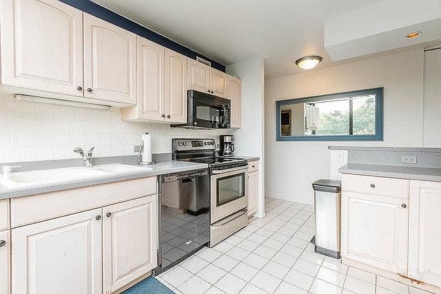 1st image of 2020 N Lincoln Park W Ste 2