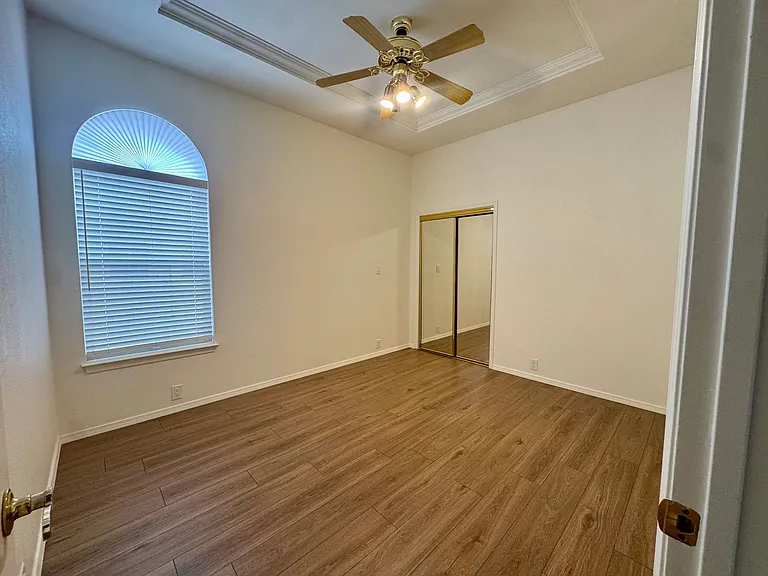 9301 Ironshore NE — Photo 11