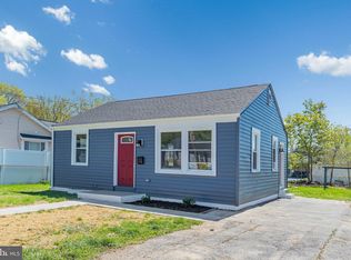 911 Renfrew St, Essex, MD 21221