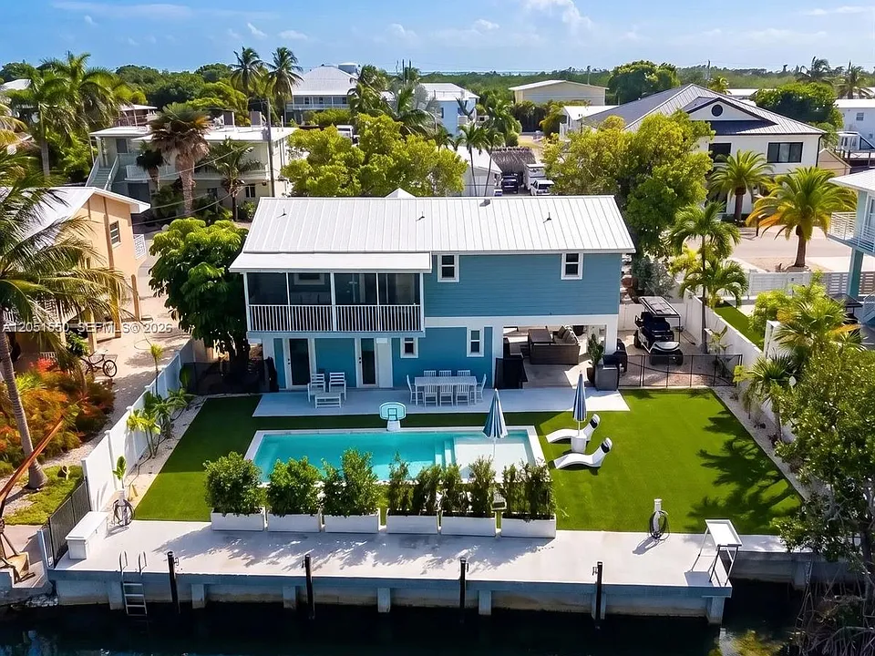 129 Nautilus Dr