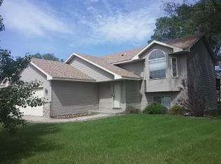 11485 Parkview Dr, Becker, MN 55308