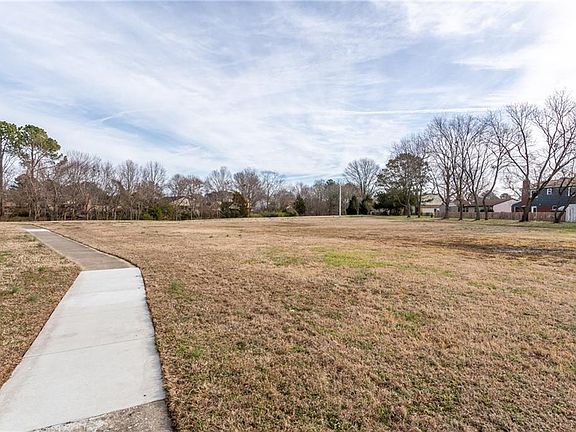 5th image of 5081 Langston Ct