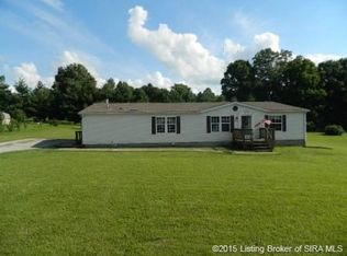 8423 Indian Bluff Rd NE, Georgetown, IN 47122
