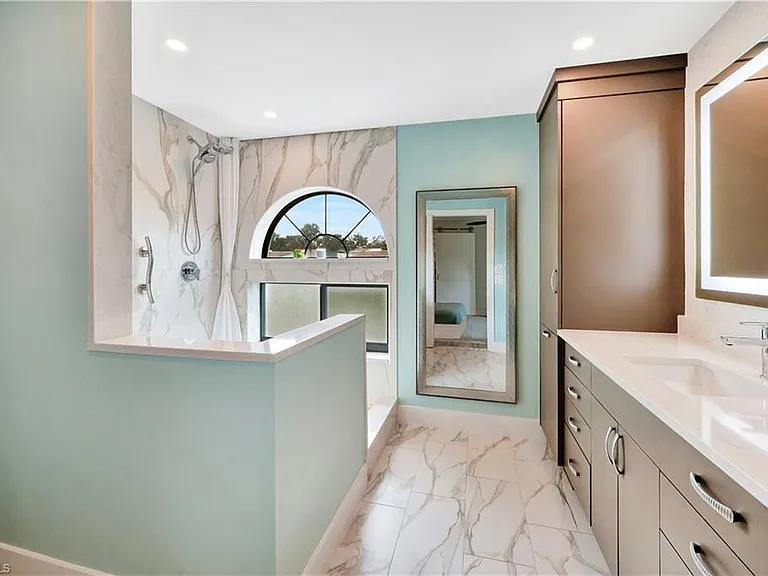583 Beachwalk Cir #Q-203 — Photo 14