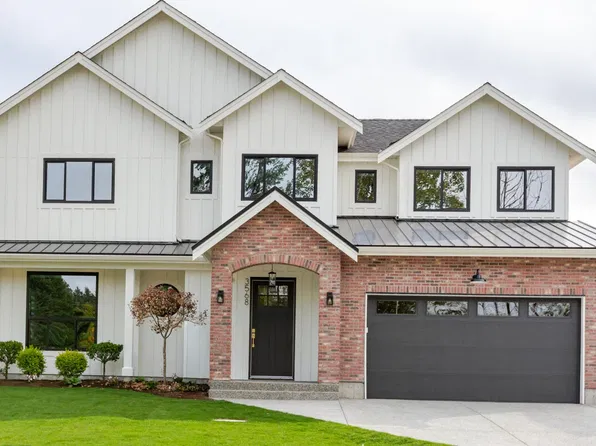 3568 204th St, Langley, BC V3A 1X1