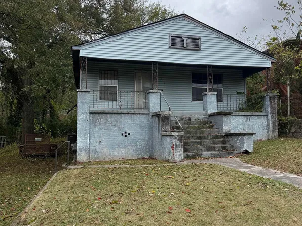 327 11th Ct W, Birmingham, AL 35204