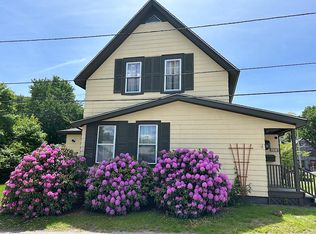 104 Waterview Ave, Riverside, RI 02915