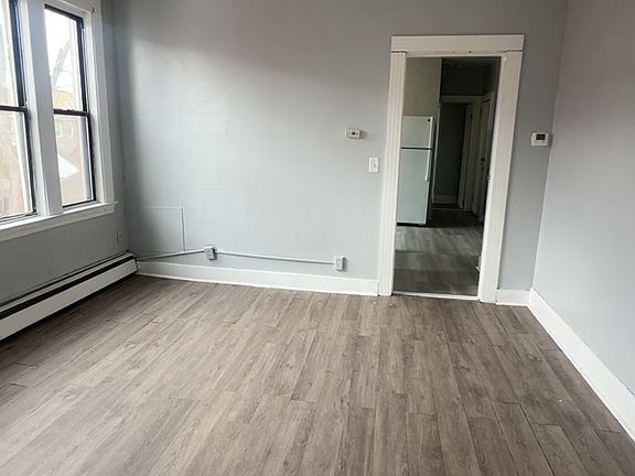 5th image of 42-44 Redding St #4