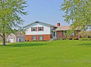 3183 Fostoria Rd, Fostoria, OH 44830