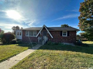 1431 Joseph St, Macomb, IL 61455