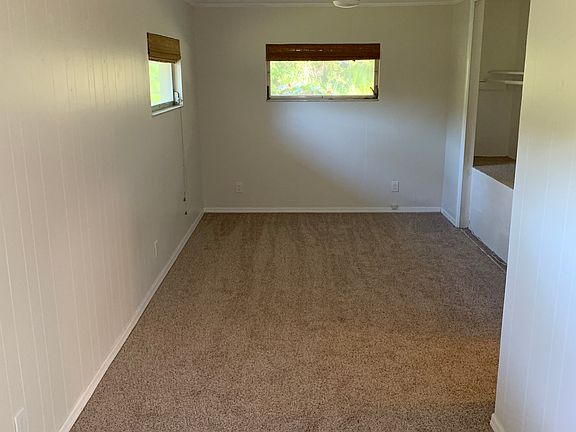 3rd image of 7636 Cove Ter