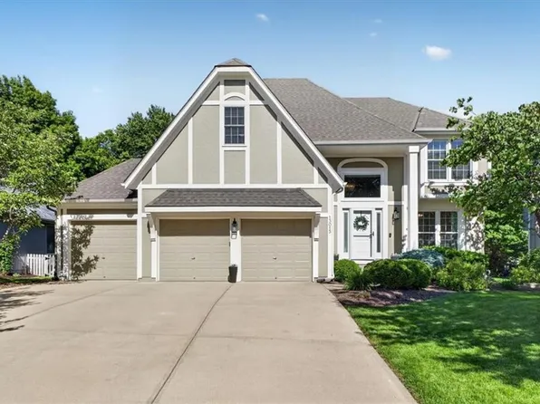 13013 Bond St, Overland Park, KS 66213