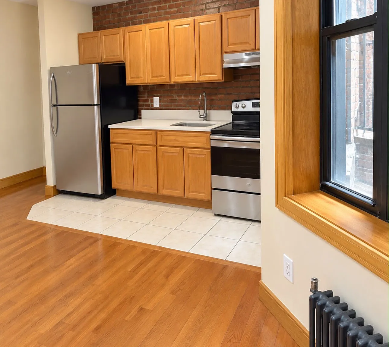 562 Morris Avenue — Photo 1