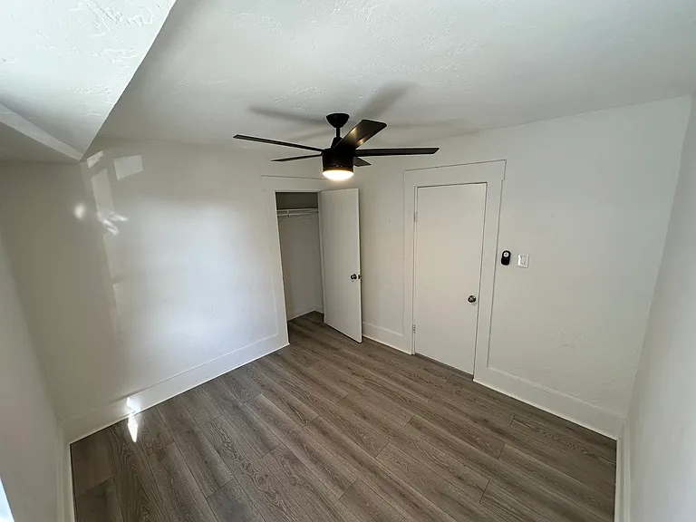 4225 Central Ave — Photo 8