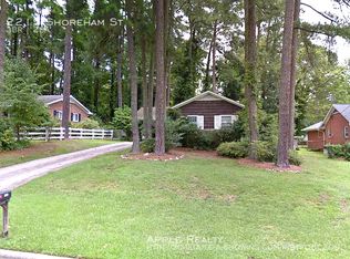 2215 Shoreham St, Durham, NC 27707