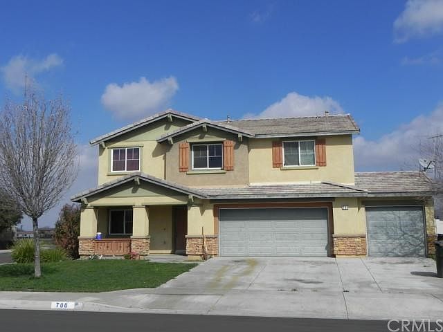 1st image of 700 Allepo Pine St