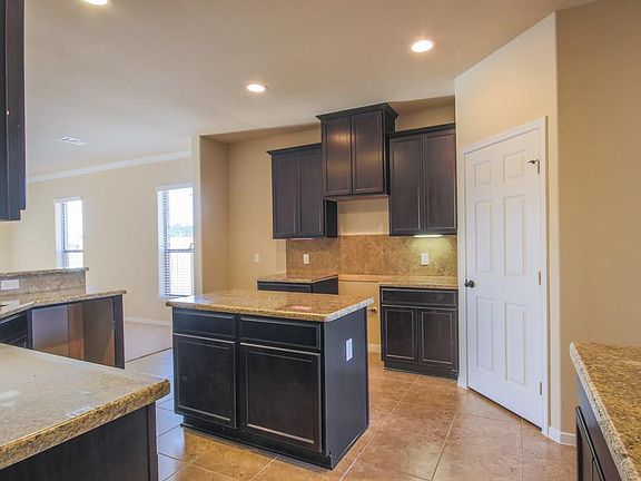 4th image of 23023 Silver Linden Ct