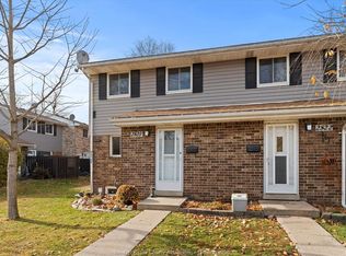 2820 Meadowbrook Ln #13, Windsor, ON N8T 3C3